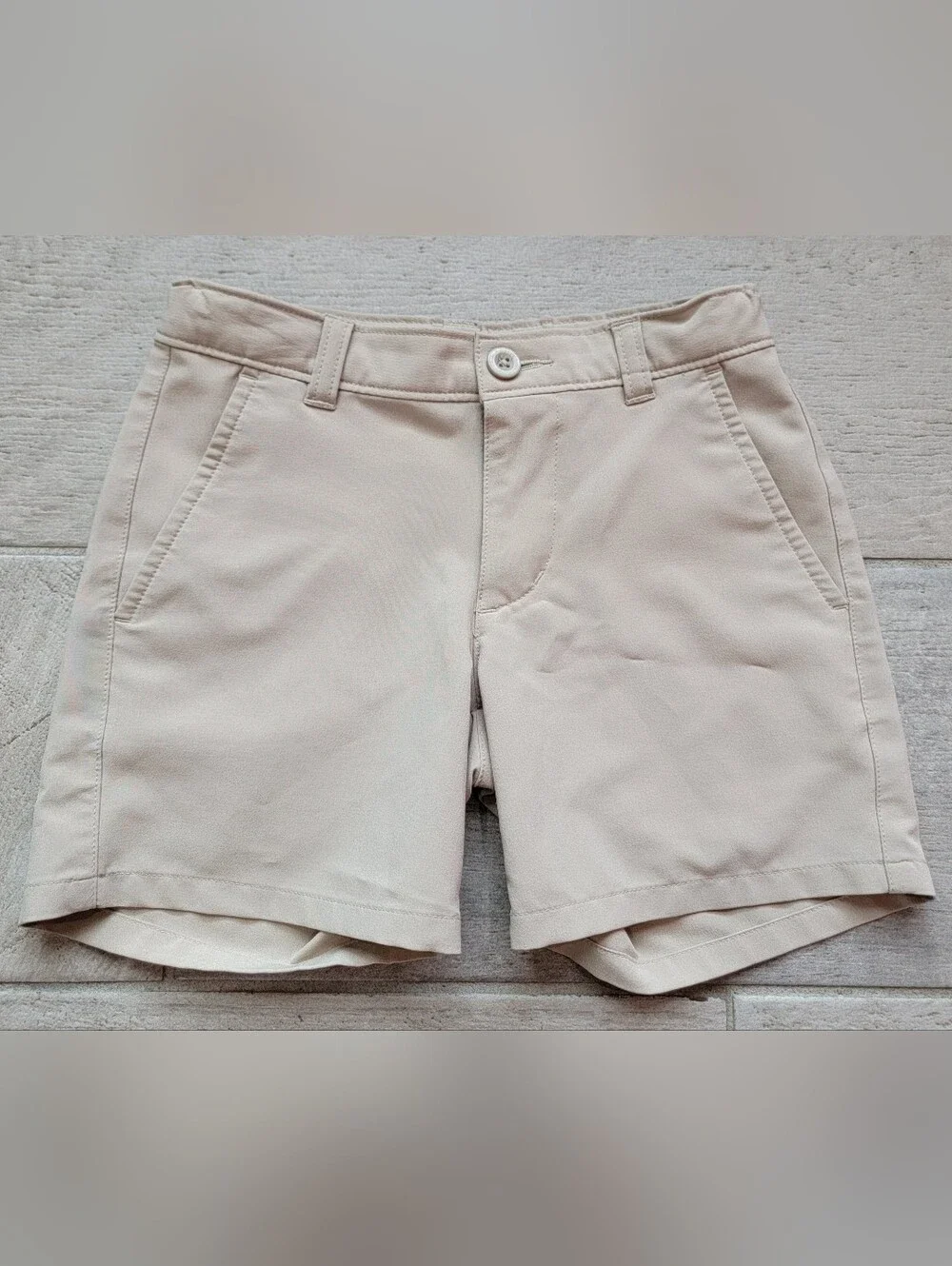 Izod Lightweight Shorts – Set of 3 (Size 4)
